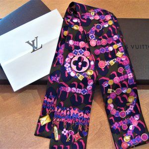 💖💖 Auth. RARE LOUIS VUITTON LEOPARD BANDEAU 💖💖